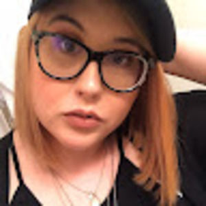 Meet your Posher, Caitlin